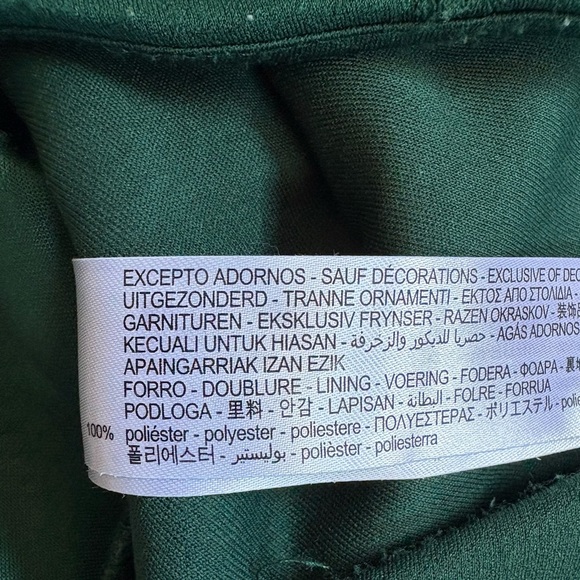 4/25$ ZARA Blouse Long Sleeve Crop with Cutout Size Small - Picture 8 of 8